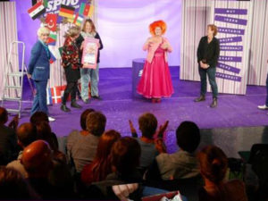 „Für ein weltoffenes Miteinander! Spenden statt Eintritt!“ - theater die stromer